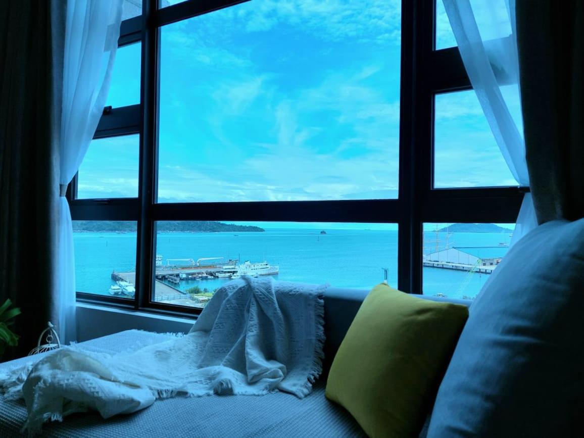 J'Stay Seaview Suite Jesselton Quay Kota Kinabalu Exterior photo