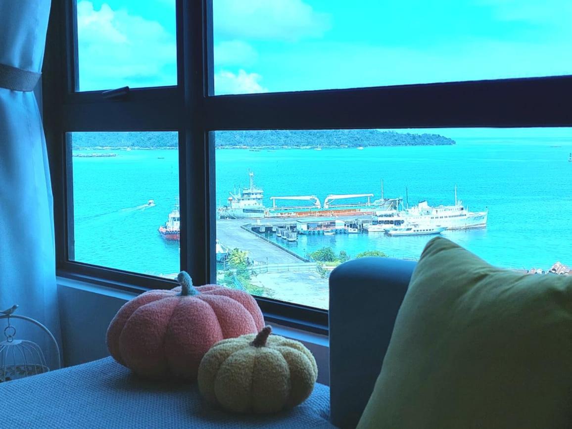 J'Stay Seaview Suite Jesselton Quay Kota Kinabalu Exterior photo