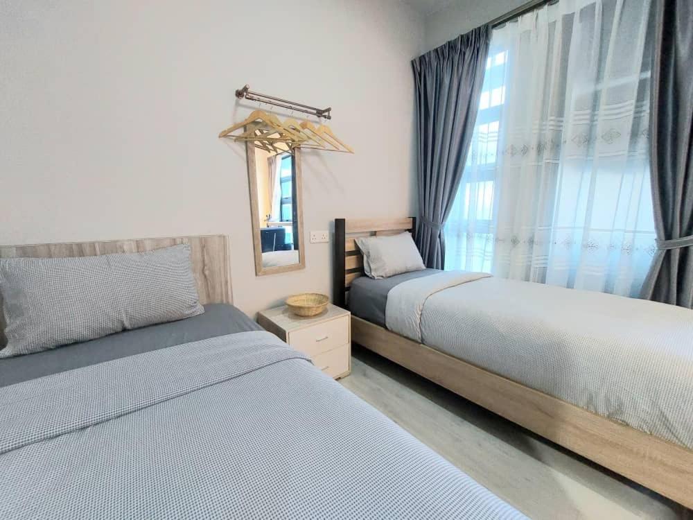 J'Stay Seaview Suite Jesselton Quay Kota Kinabalu Exterior photo